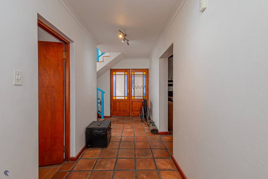 4 Bedroom Property for Sale in Country Club Western Cape